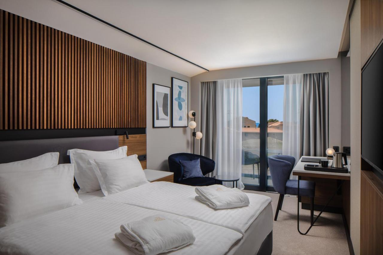 Double or Twin Room Balcony